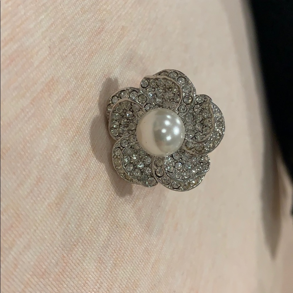 Flower pearl ring adjustable